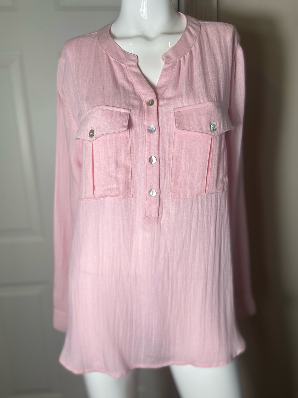 Kori~Light Pink-1/2 Button-Front~Popover~Blouse~Long Sleeve~Chest Pockets~Size L